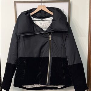 🖤🌟🖤White House Black Market Winter Jacket